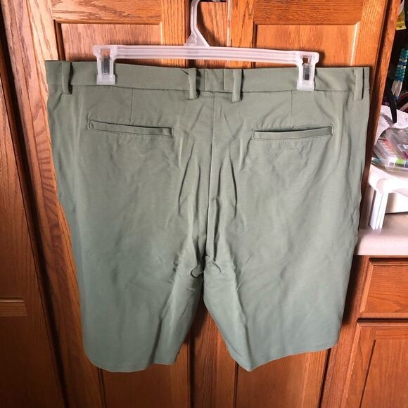 NWT Swet Tailor Men’s Everyday Chino Shorts Deeper Sage Green - 40 - Picture 6 of 8